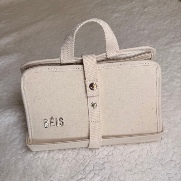 BEIS Handbags - NWOT BEIS Dope Kit Travel Organizer in Beige